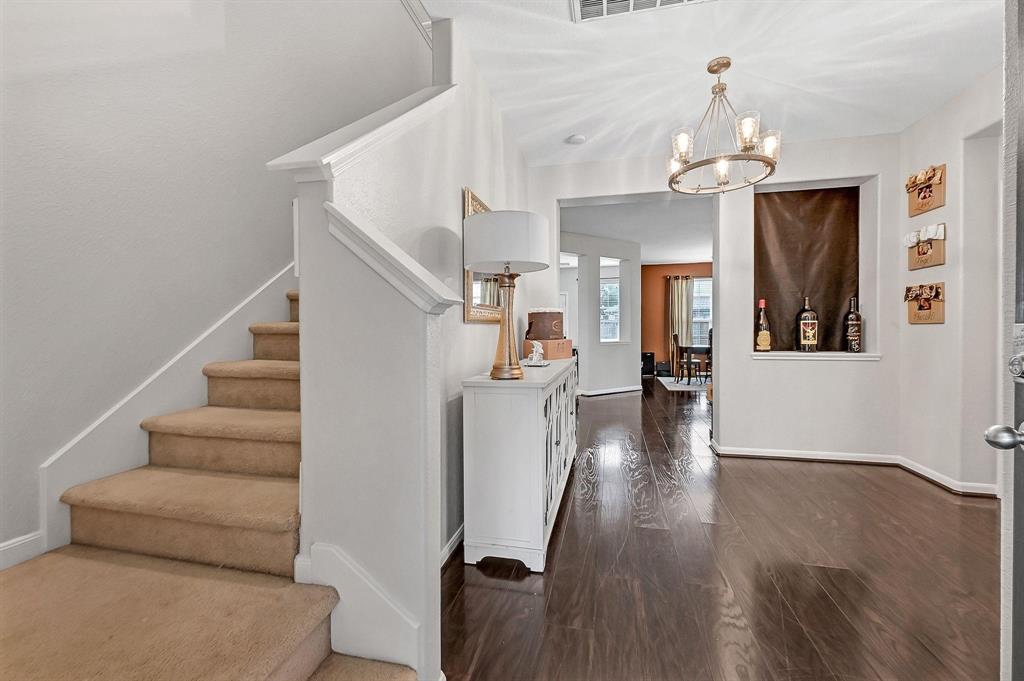 3727 Norwood Glen Lane, Friendswood, Texas image 4
