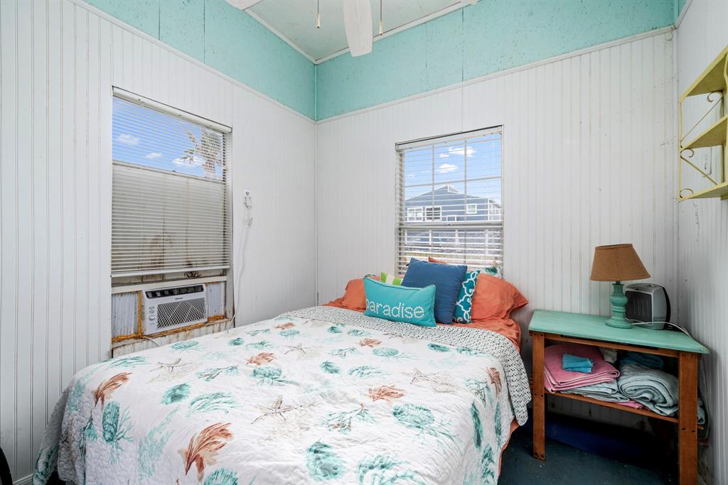 23150 Camino Street, Galveston, Texas image 18