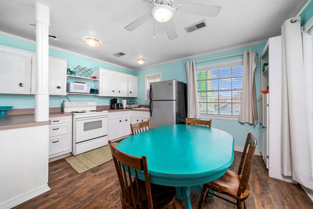 23150 Camino Street, Galveston, Texas image 5