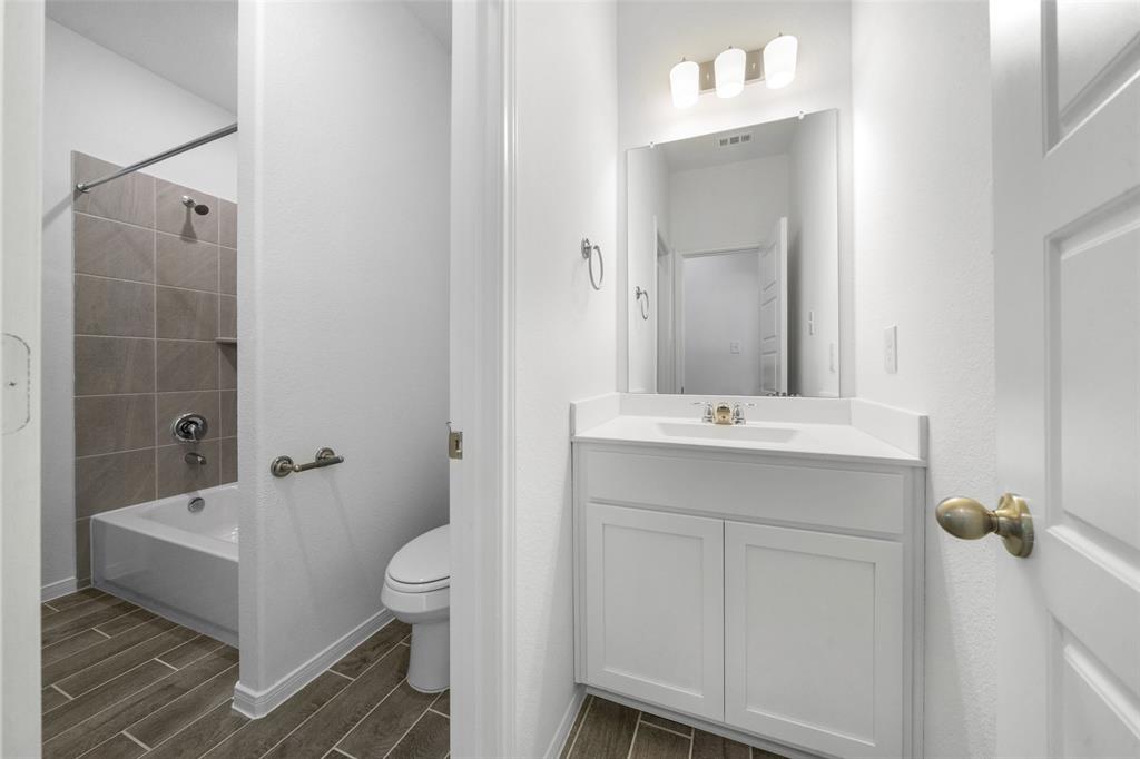 2126 Sanders Brook Drive, Baytown, Texas image 22