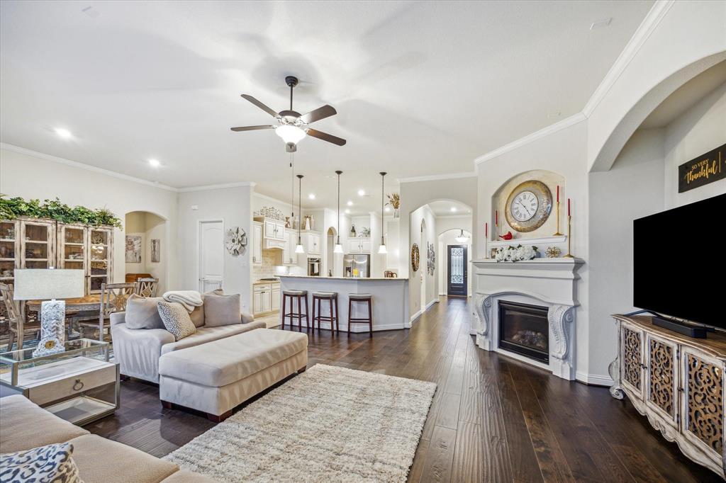 6615 Cottonwood Crest Lane, Katy, Texas image 11