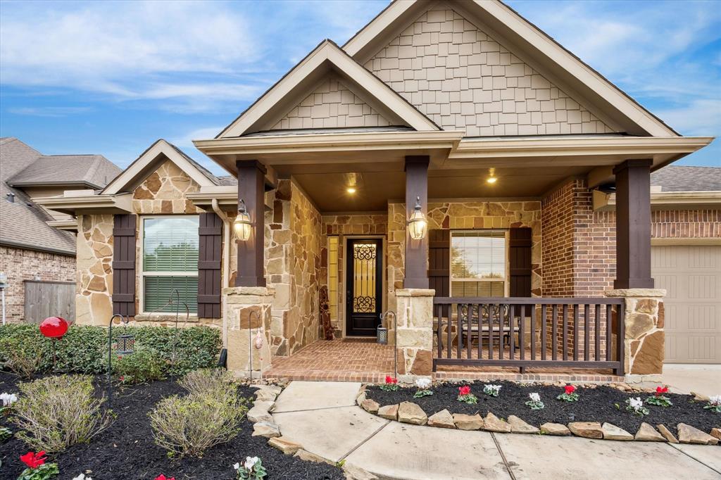 6615 Cottonwood Crest Lane, Katy, Texas image 2