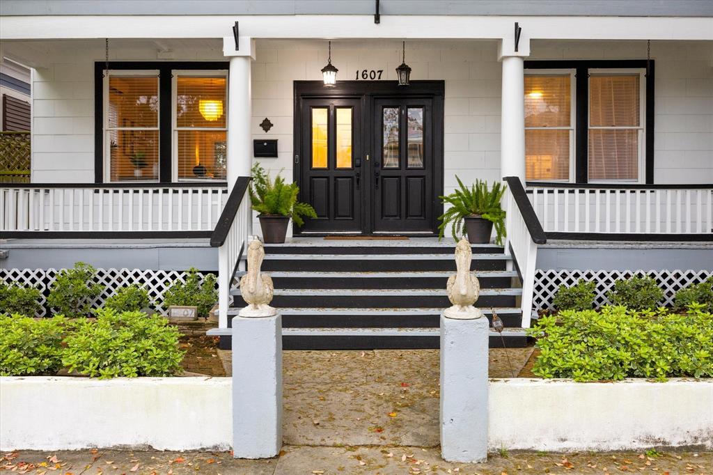 property-search 1 1607 Avenue L