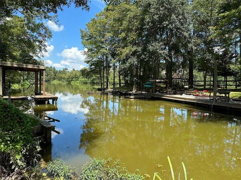 Photo of 319 Havard Road, Huffman, TX 77336 (MLS # 50738371)