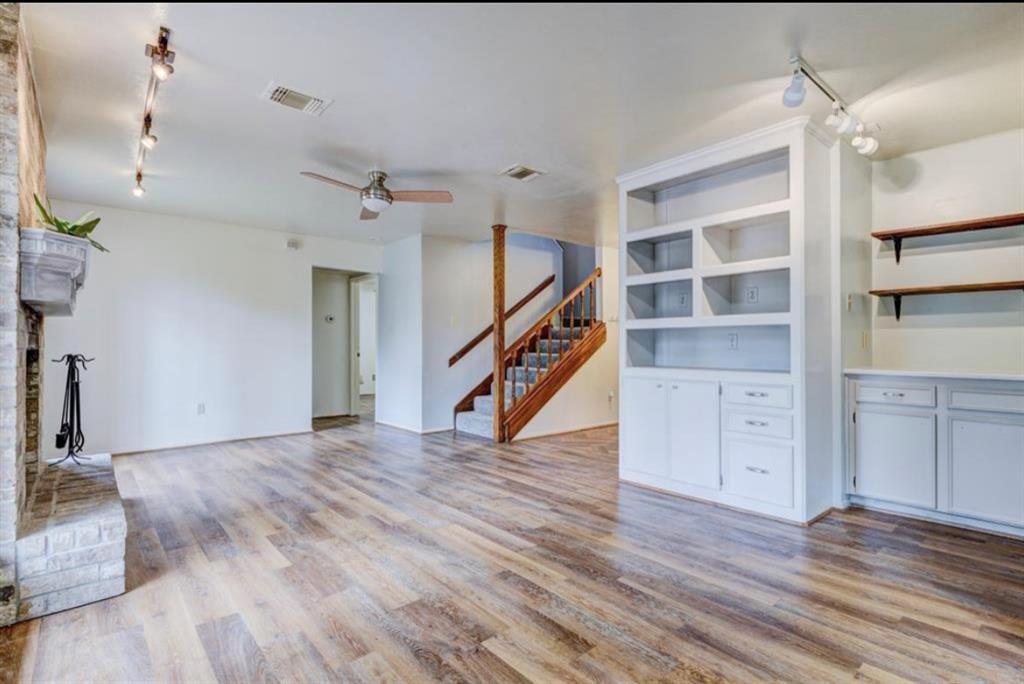 42 Dew Fall Court, The Woodlands, Texas image 7