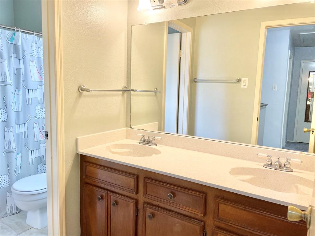 42 Dew Fall Court, The Woodlands, Texas image 22