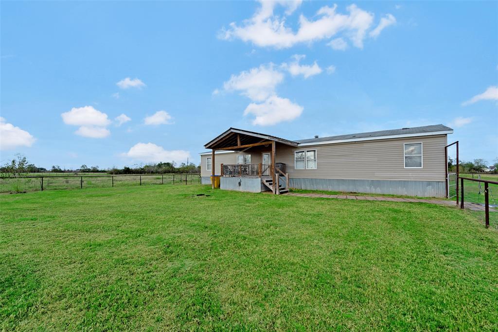 2218 Hintz Road, Sealy, Texas image 30