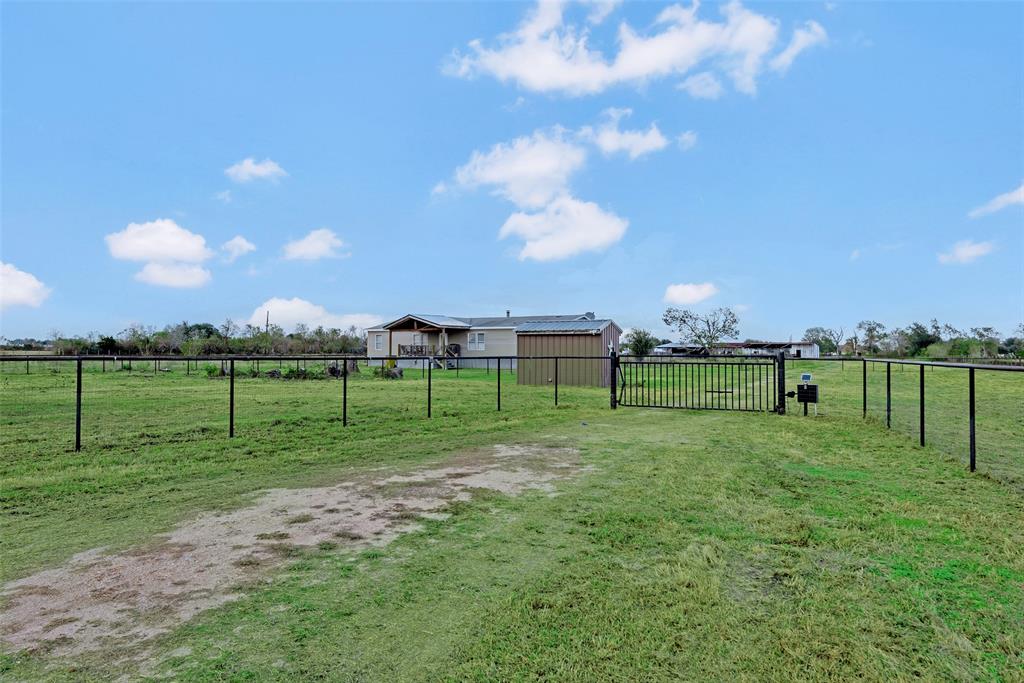 2218 Hintz Road, Sealy, Texas image 36