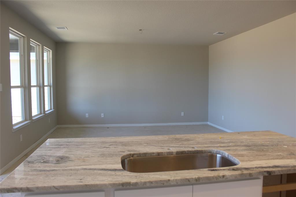 328 Palero Path Path, Brookshire, Texas image 12