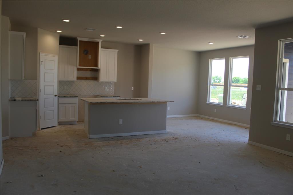 328 Palero Path Path, Brookshire, Texas image 8