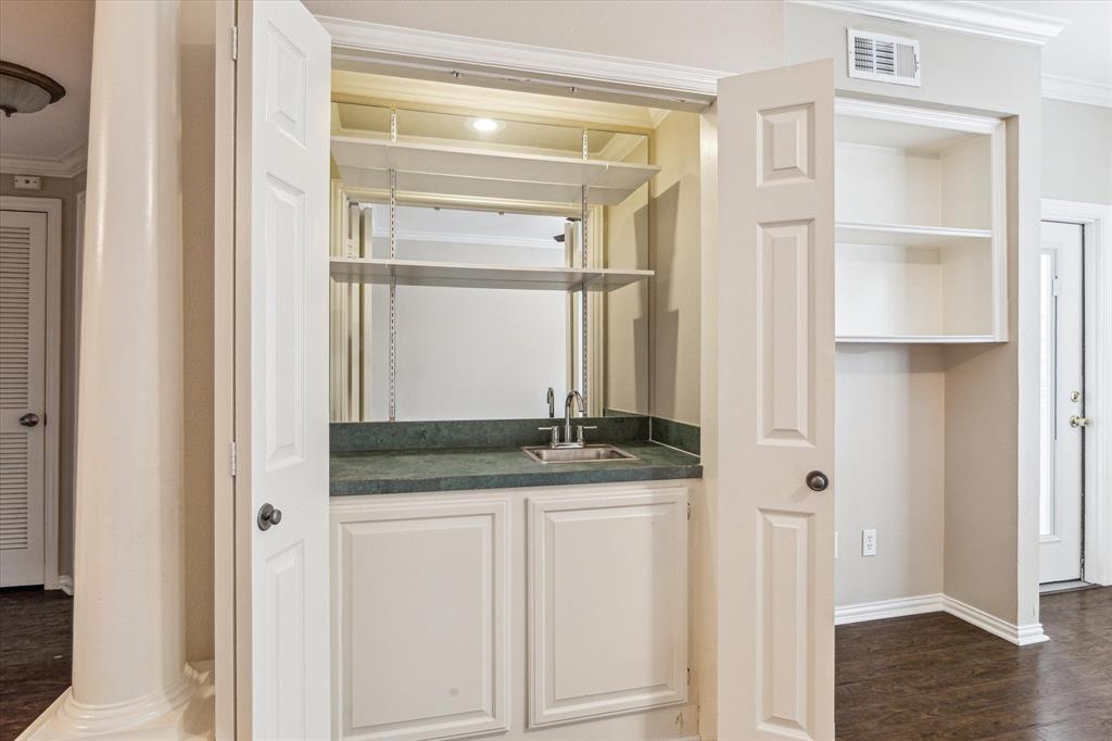 2111 Welch Street B103