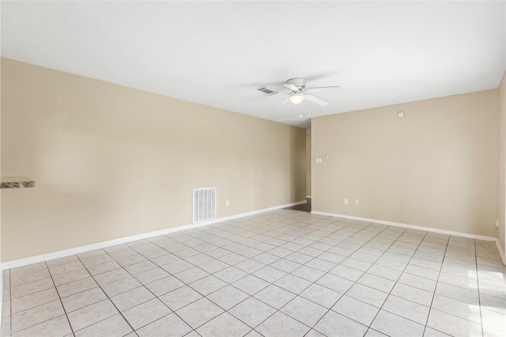 1101 E Rutgers Lane, Deer Park, Texas image 9
