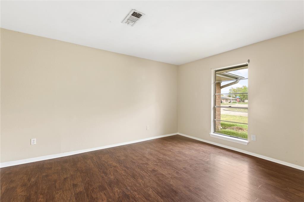 1101 E Rutgers Lane, Deer Park, Texas image 6