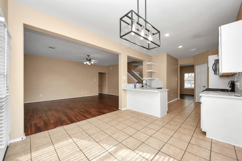 2142 Vermillion Oak Street, Fresno, Texas image 14