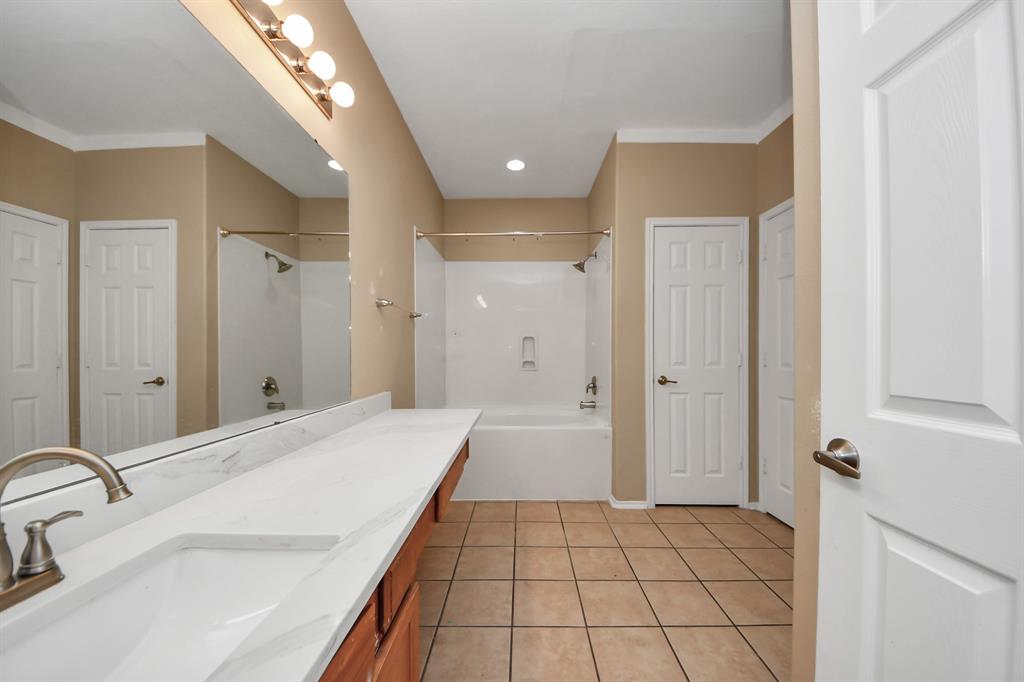 2142 Vermillion Oak Street, Fresno, Texas image 19