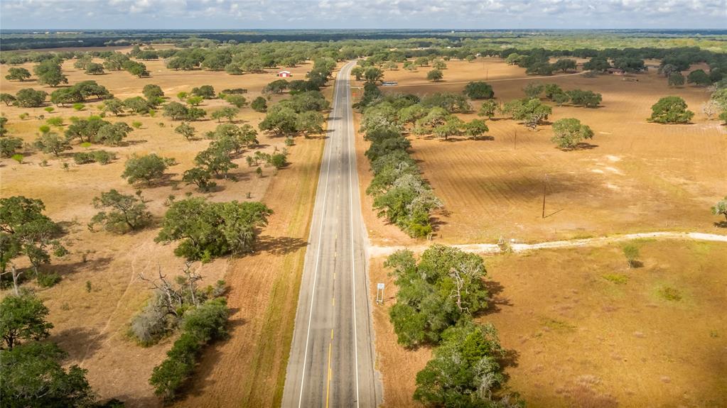 15272 State Highway 111, Yoakum, Texas image 23