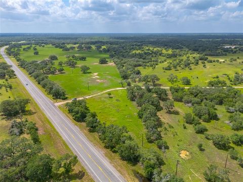 15272 State Highway 111 E Yoakum TX 77995