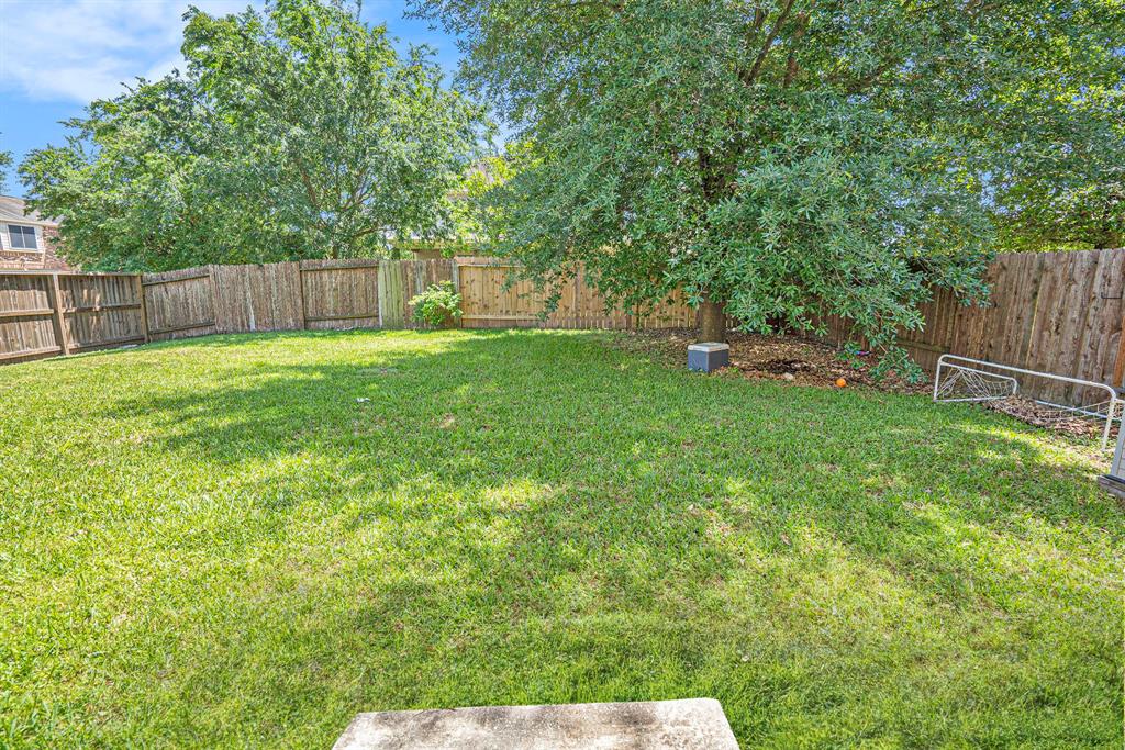 5318 El Tigre Lane, Baytown, Texas image 20