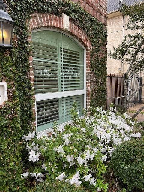 A home in West University Place