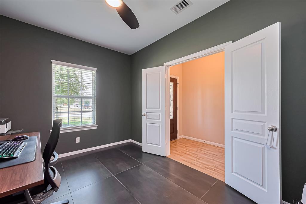 11351 Needlerock Court, Humble, Texas image 18