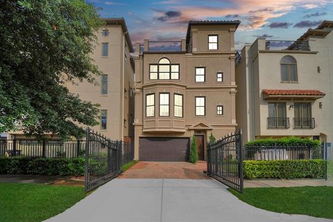 2008 Helena Street Houston TX 77002
