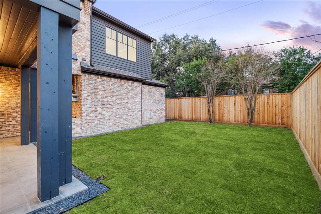 2426 Inwood Drive, Houston, Texas image 50