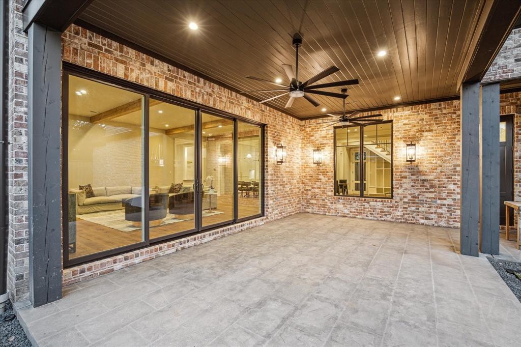 2426 Inwood Drive, Houston, Texas image 47