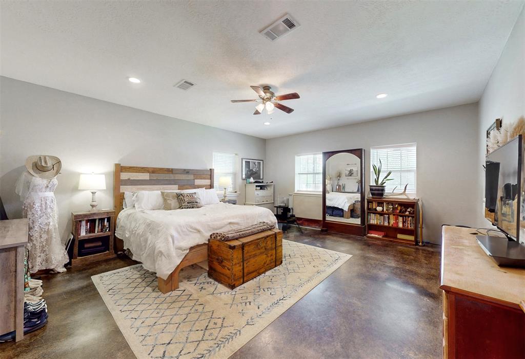 15303 Autumn Oaks Lane, Iola, Texas image 11
