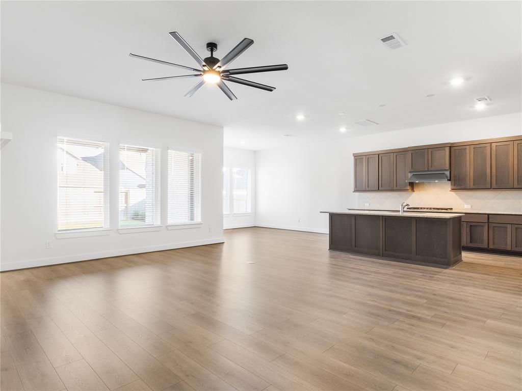 1422 Sunrise View Lane