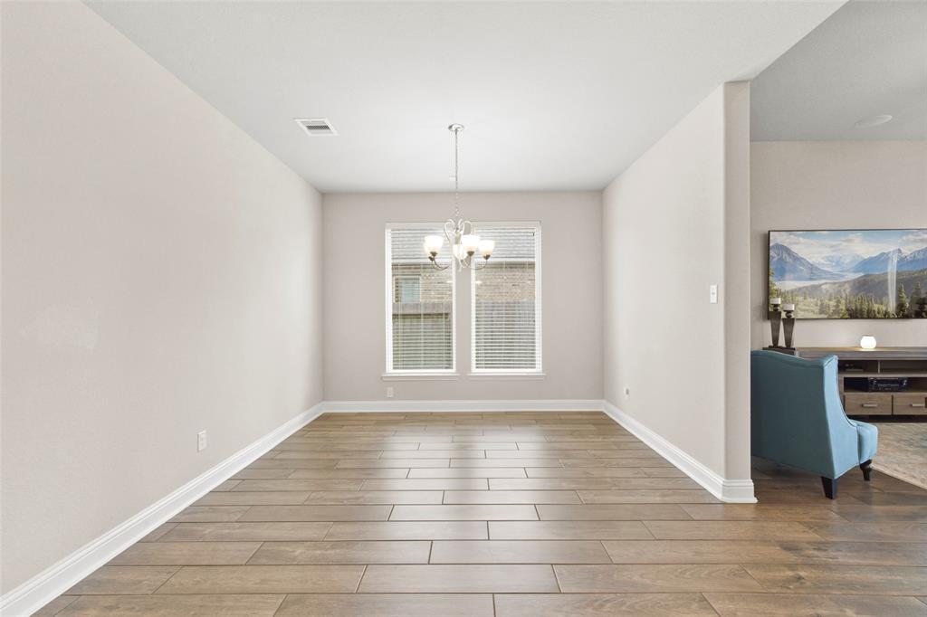 5222 Gerent Lane, Katy, Texas image 8