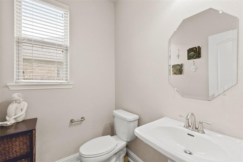 5222 Gerent Lane, Katy, Texas image 7