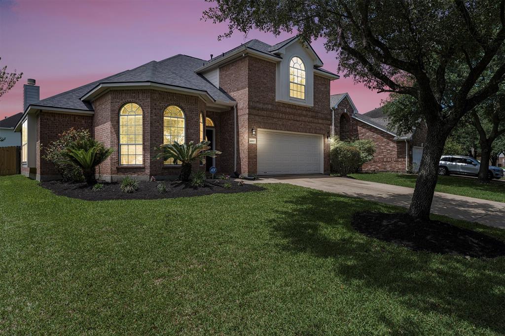 14302 Rocky Briar Lane, Rosharon, Texas image 1