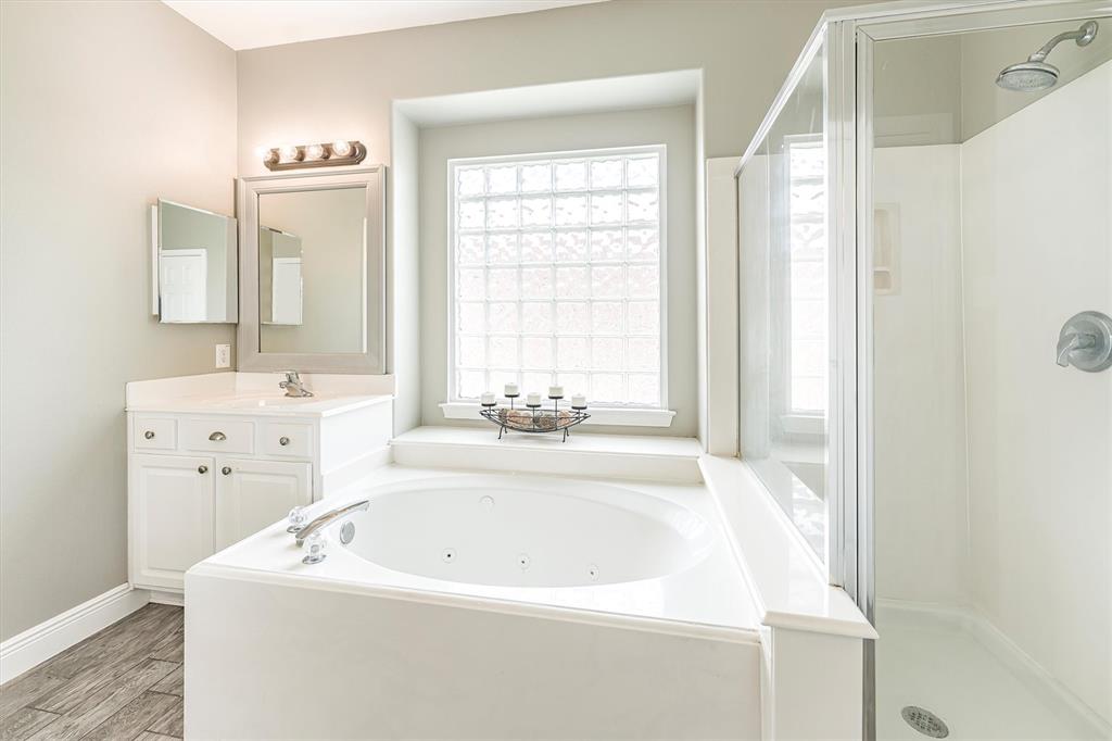 14302 Rocky Briar Lane, Rosharon, Texas image 31