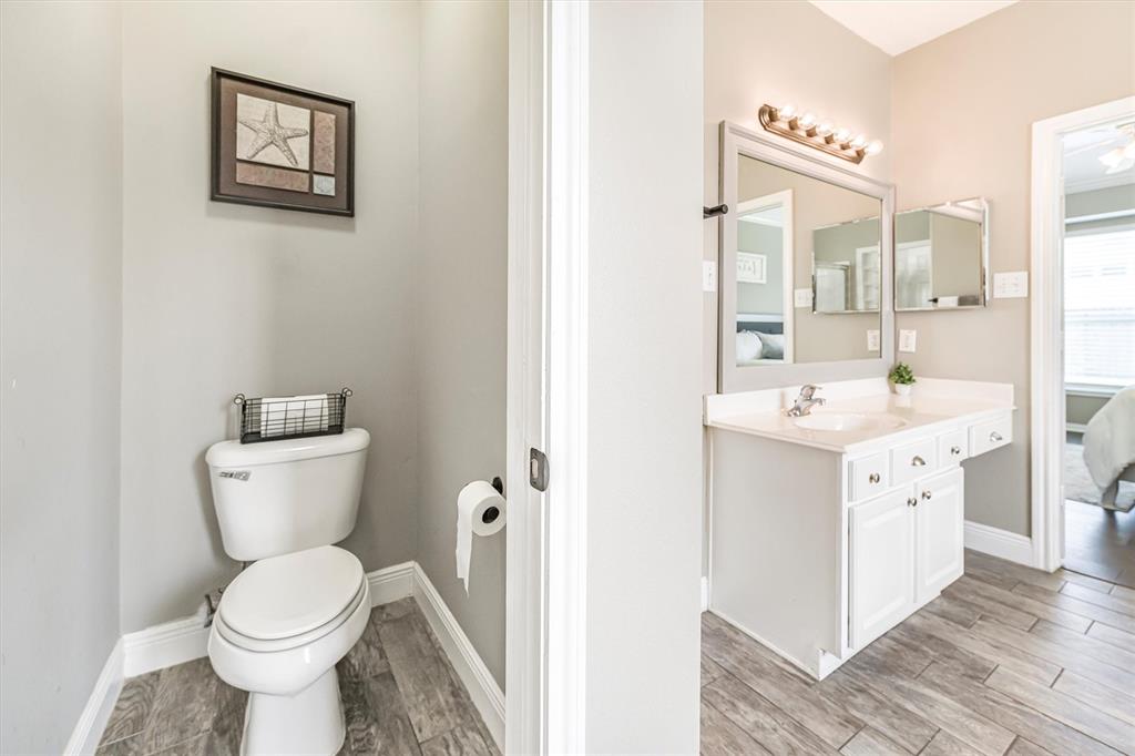14302 Rocky Briar Lane, Rosharon, Texas image 32