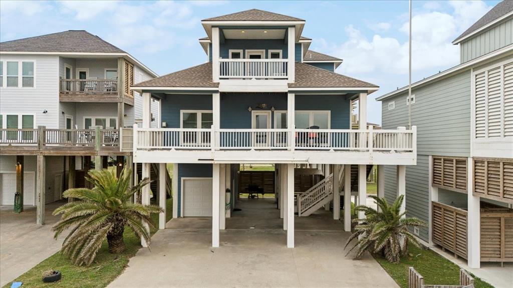 2904 Shady Lane, Crystal Beach, Texas image 1