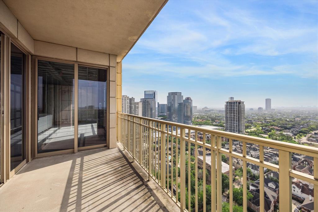 1100 Uptown Park Boulevard #262, Houston, Texas image 4