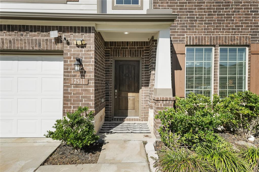 12511 Starry Summer Lane, Humble, Texas image 2