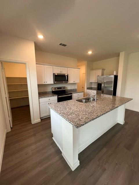 21596 Rolling Streams Drive, New Caney, Texas image 13