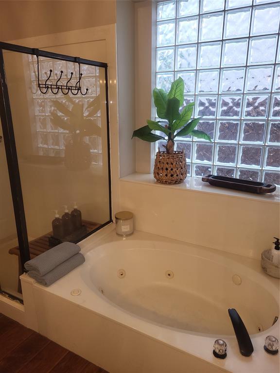 8606 Aldeburgh Court, Spring, Texas image 16