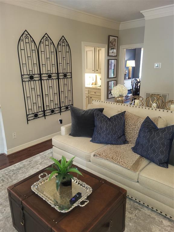 8606 Aldeburgh Court, Spring, Texas image 8