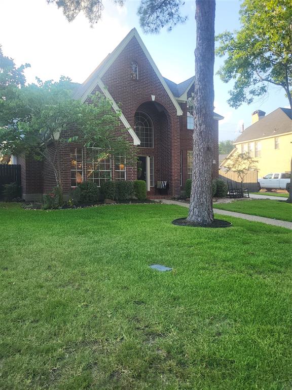 8606 Aldeburgh Court, Spring, Texas image 1