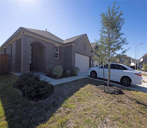 Single Family Residence in Humble TX 12806 Firbrae Drive.jpg