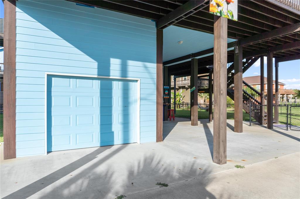 984 Crane Lane