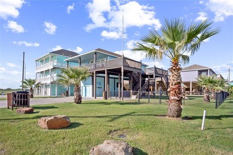 A home in Crystal Beach