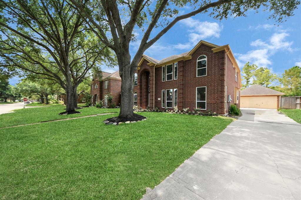 20307 amberlight ln