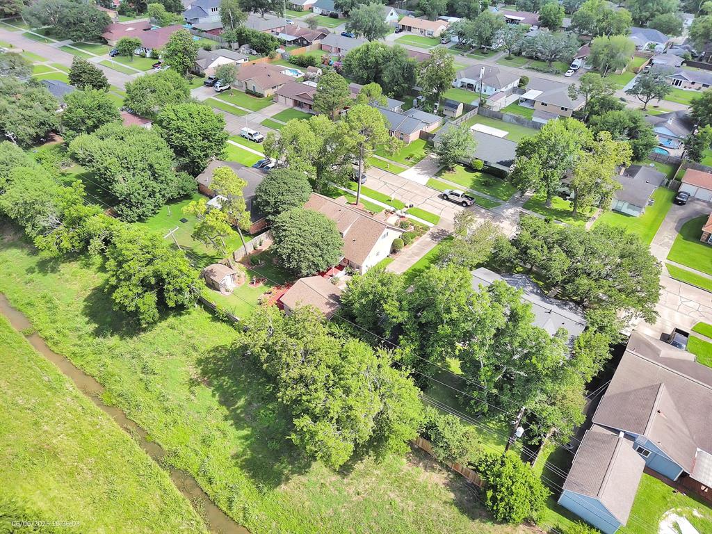 10438 Rustic Gate Road, La Porte, Texas image 26