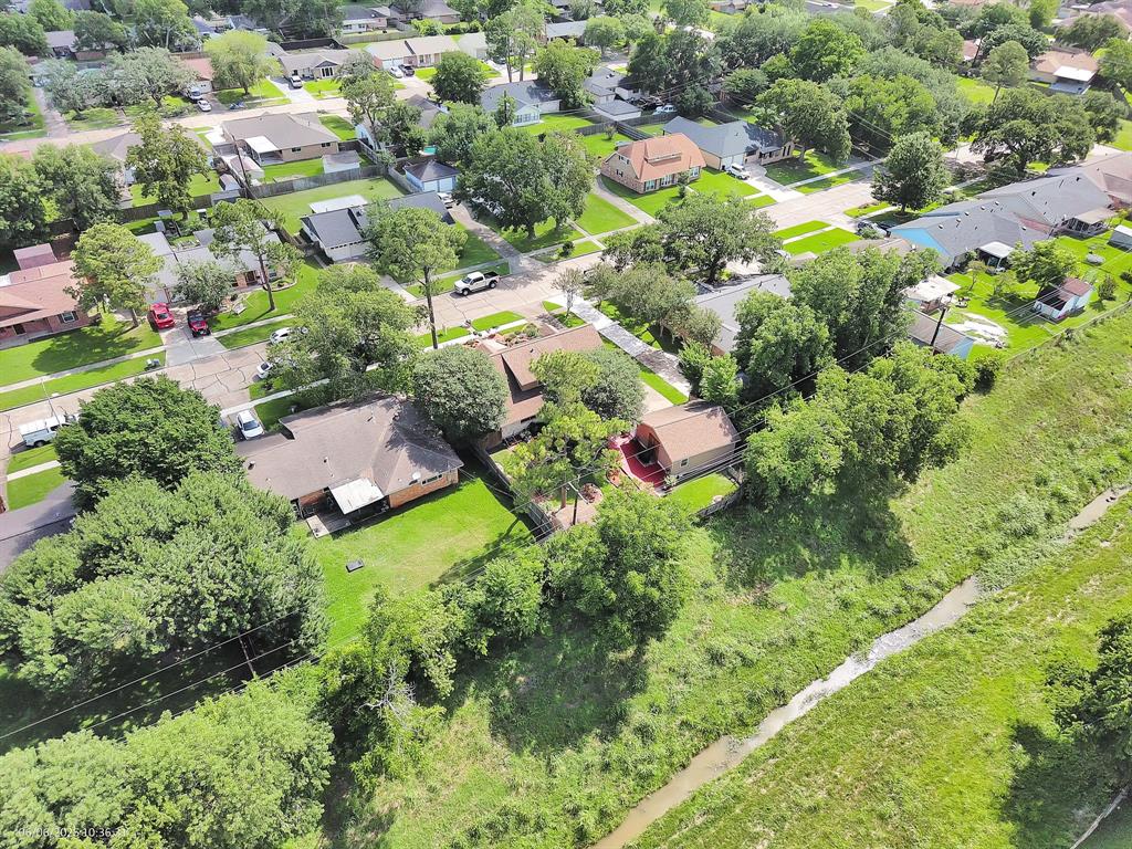 10438 Rustic Gate Road, La Porte, Texas image 27