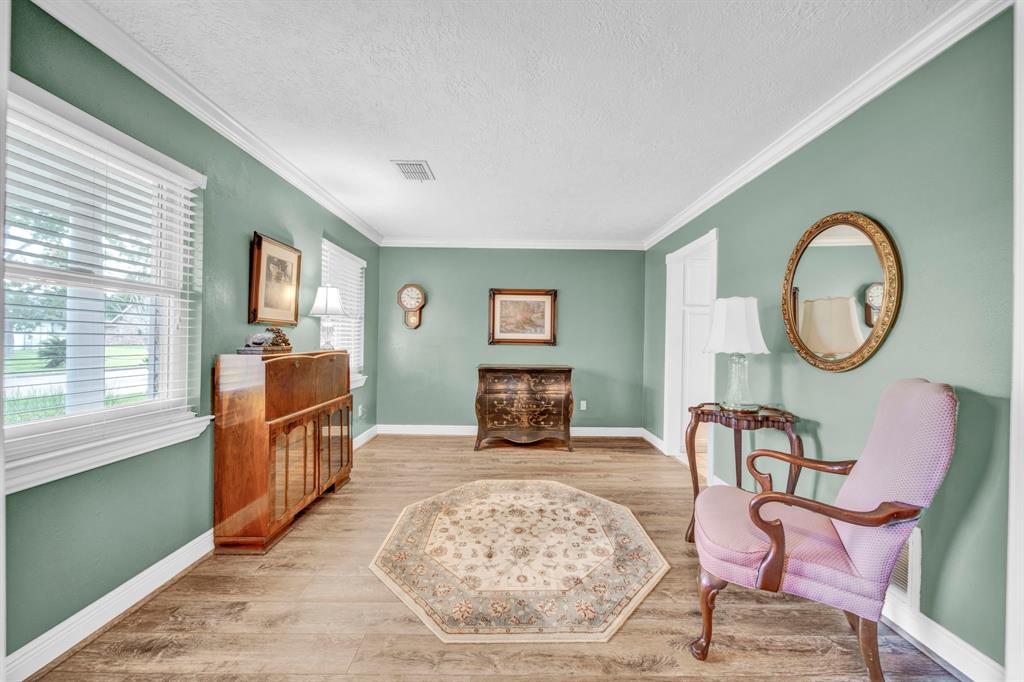 10438 Rustic Gate Road, La Porte, Texas image 7