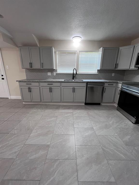 8330 Blue Quail Drive, Houston, Texas image 8