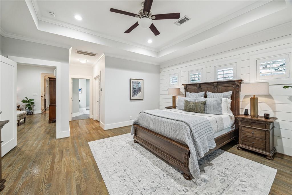 1810 Chantilly Lane, Houston, Texas image 13